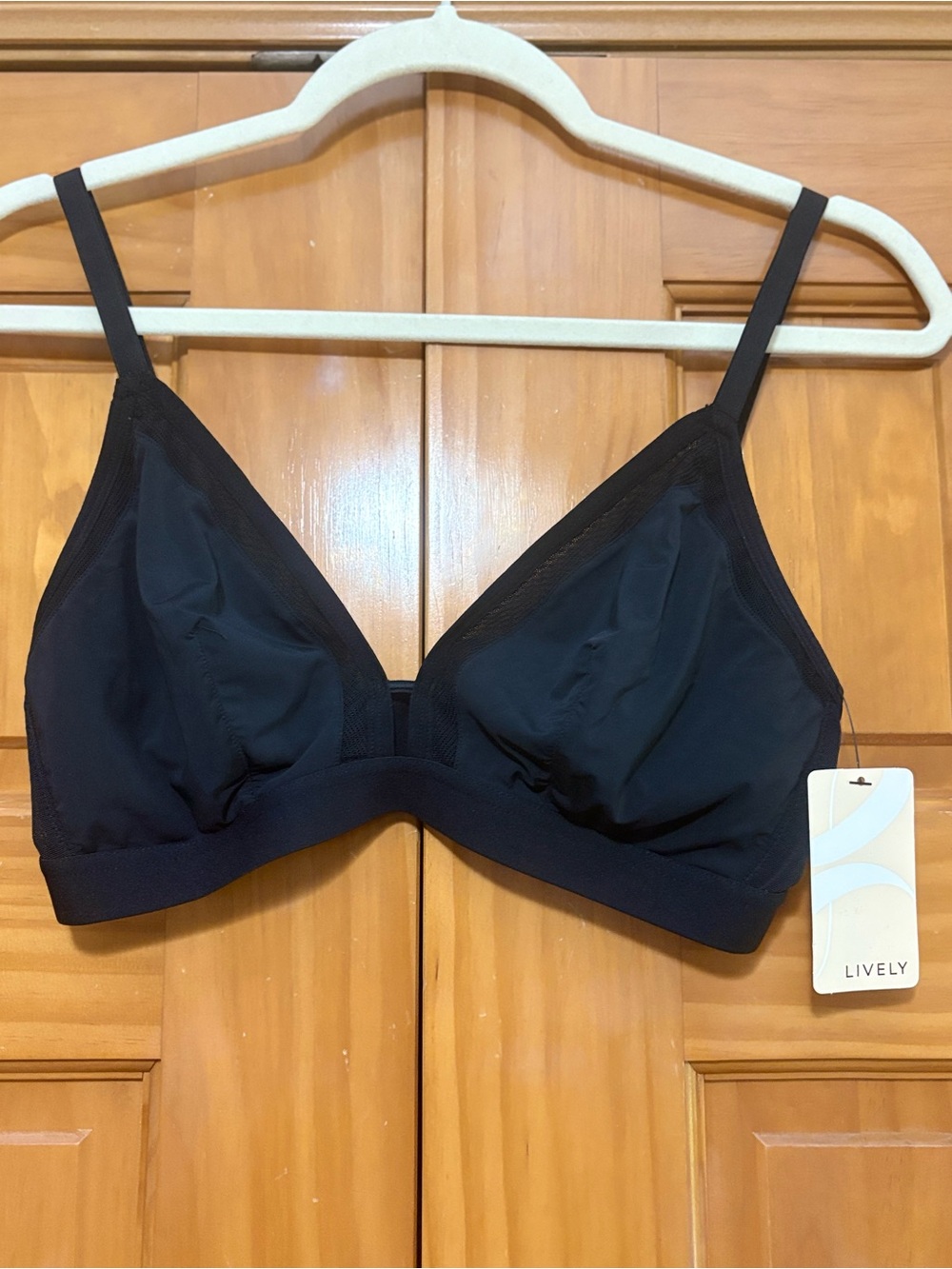 Lively Black Wireless V-Neck Bralette NWT